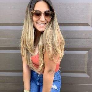 Meet your Posher, Arielle